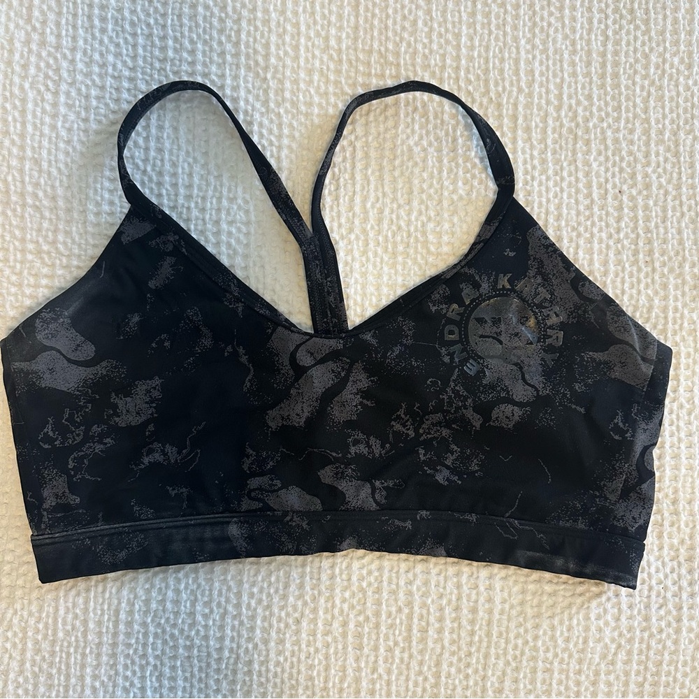 Gymshark KKfit collab sports bra. Size: large.